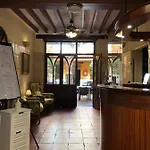 بيت ضيافة Loreto دينايا