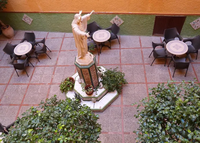 Loreto 招待所 德尼亚